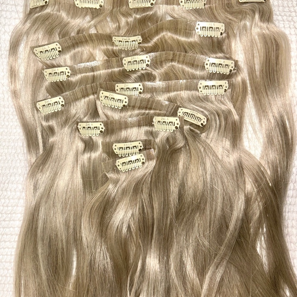 Zala Seamless 9 Piece Clip-In 20” Remy Hair Extensions NEVER WORN, only tried on